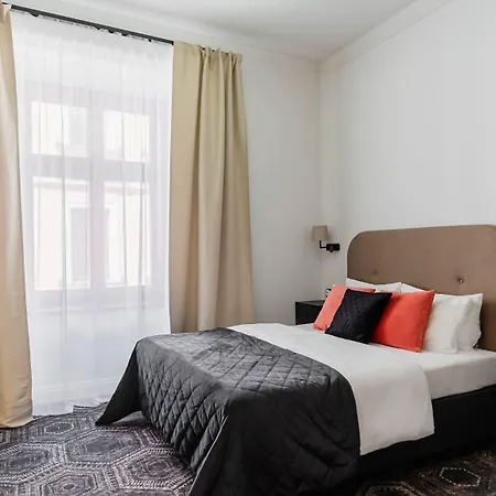 N33 Premium Apartments Old Town Krakow - Destigo Hotels-3